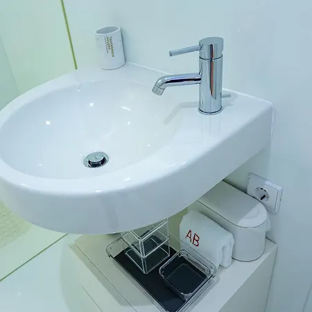 Convent, 2-bedroom, Condo, Pool アパート タヴィラ