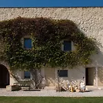 Convent, 2-bedroom, Condo, Pool Apartment *