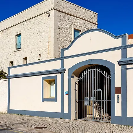 Convent, 2-bedroom, Condo, Pool *
